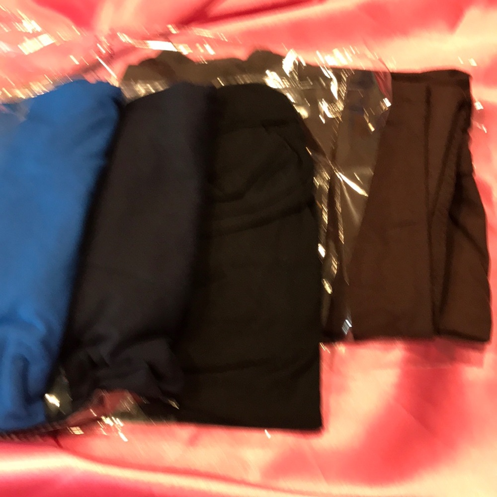 One size leggings four pairs